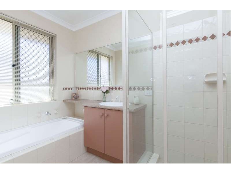 1/1 Azolla Court, Coogee WA 6166