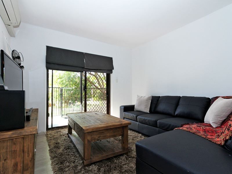 4/314 Preston Point Road, Attadale WA 6156