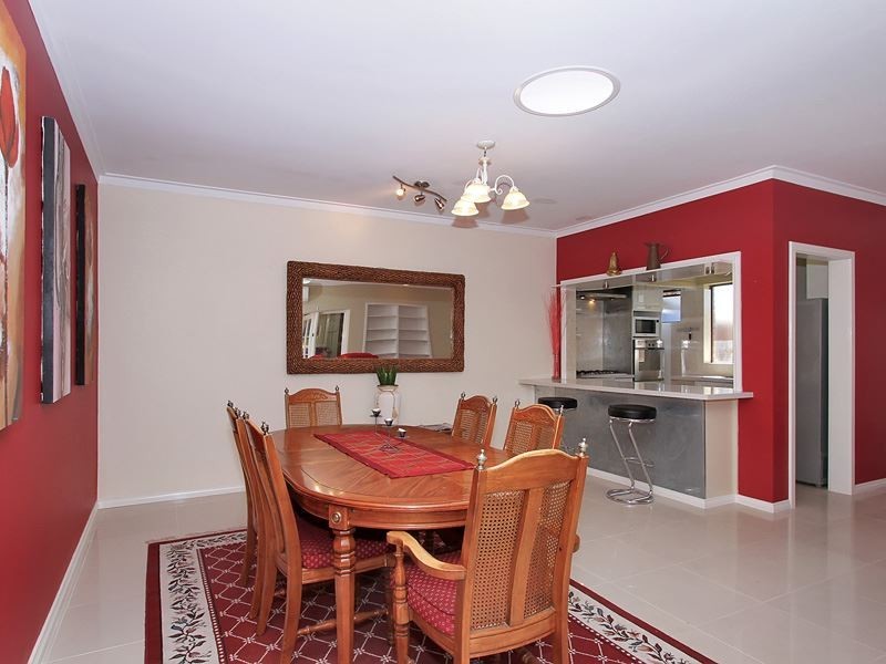 2 Peter Street, Shoalwater WA 6169