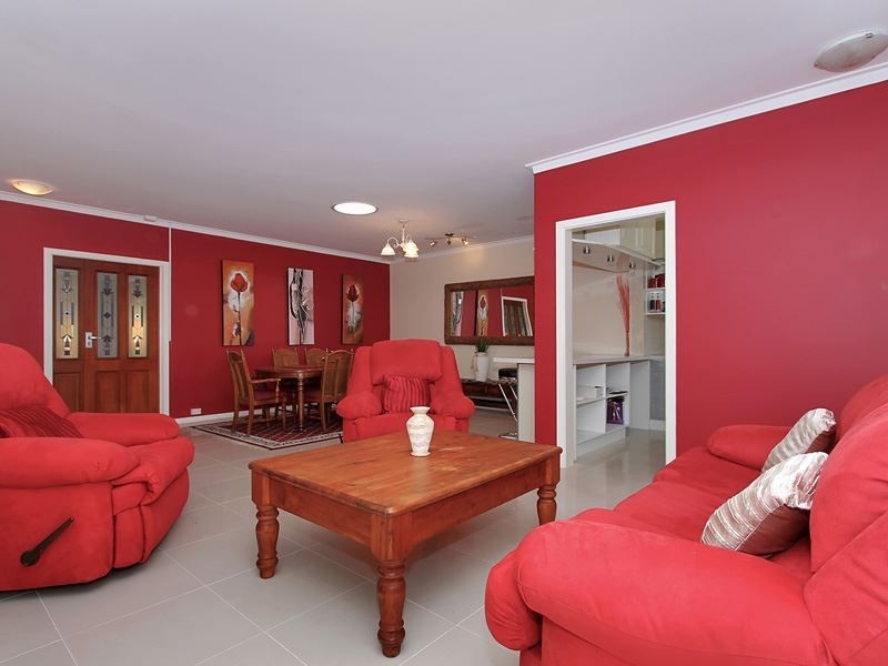 2 Peter Street, Shoalwater WA 6169