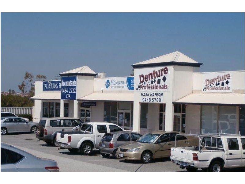 2/235 Rockingham Road, Spearwood WA 6163