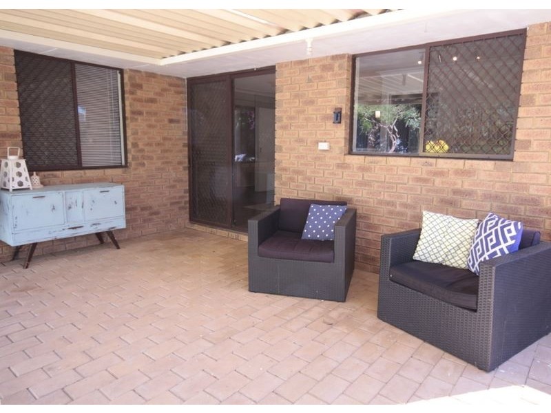 21B Candlebark Place, South Lake WA 6164