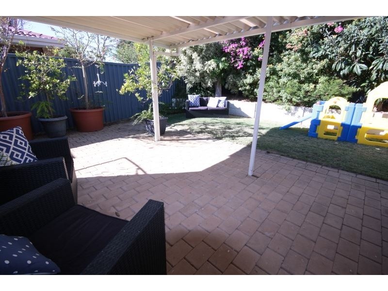 21B Candlebark Place, South Lake WA 6164