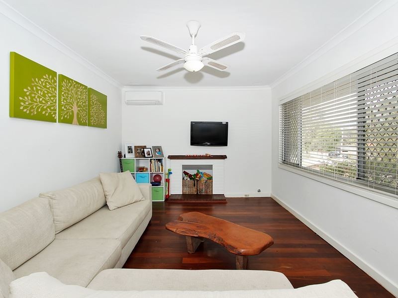 10 Emilia Street, Coolbellup WA 6163