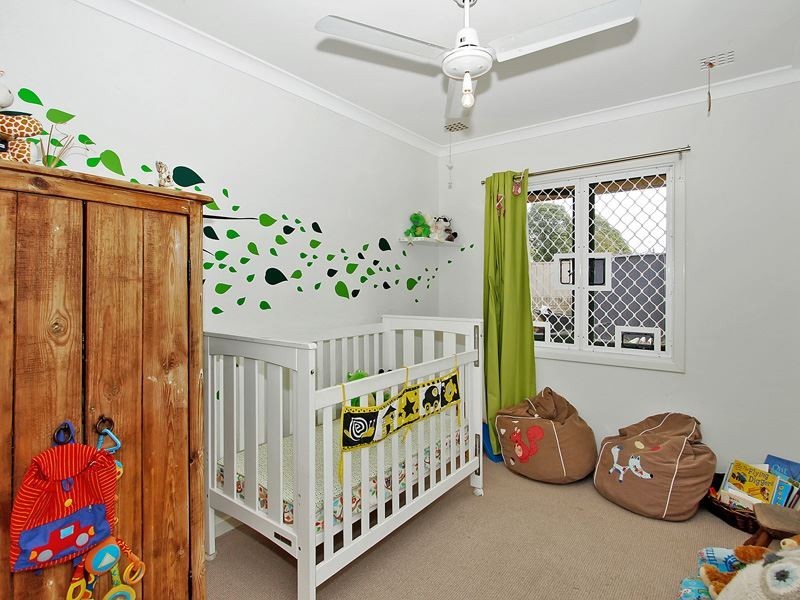 10 Emilia Street, Coolbellup WA 6163