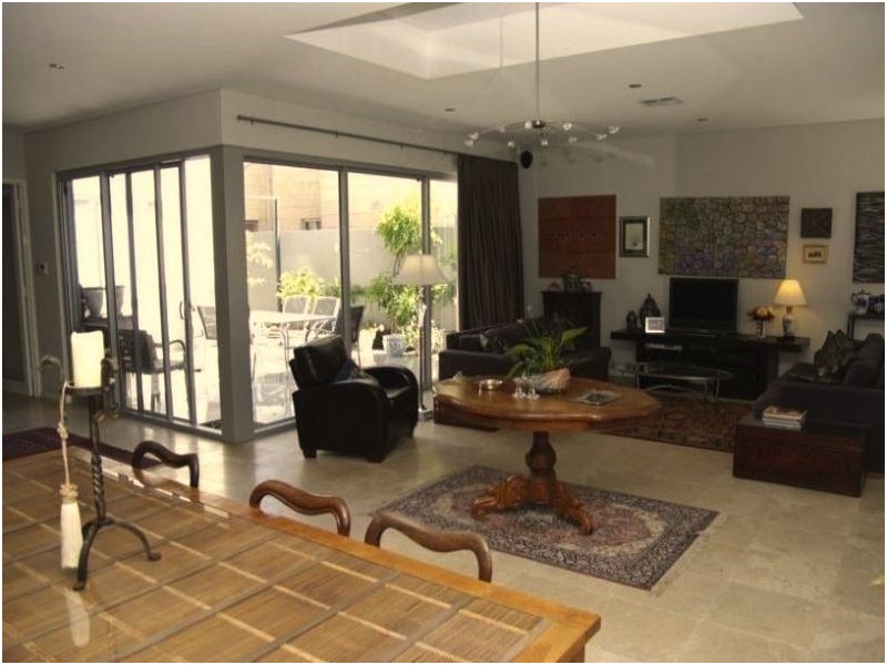 13 Coral Street, South Fremantle WA 6162