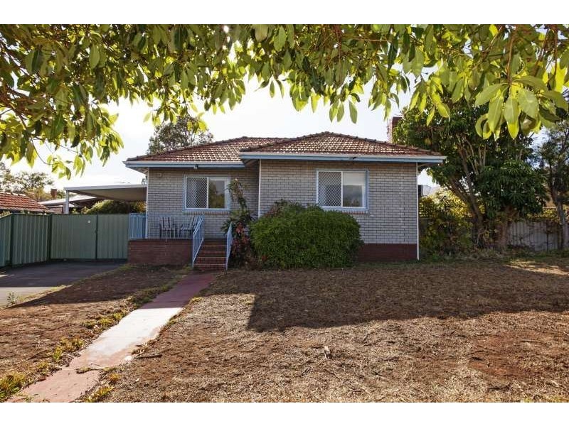 1 Sumpton Street, Hilton WA 6163