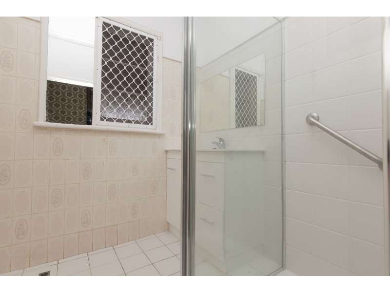 1 Sumpton Street, Hilton WA 6163