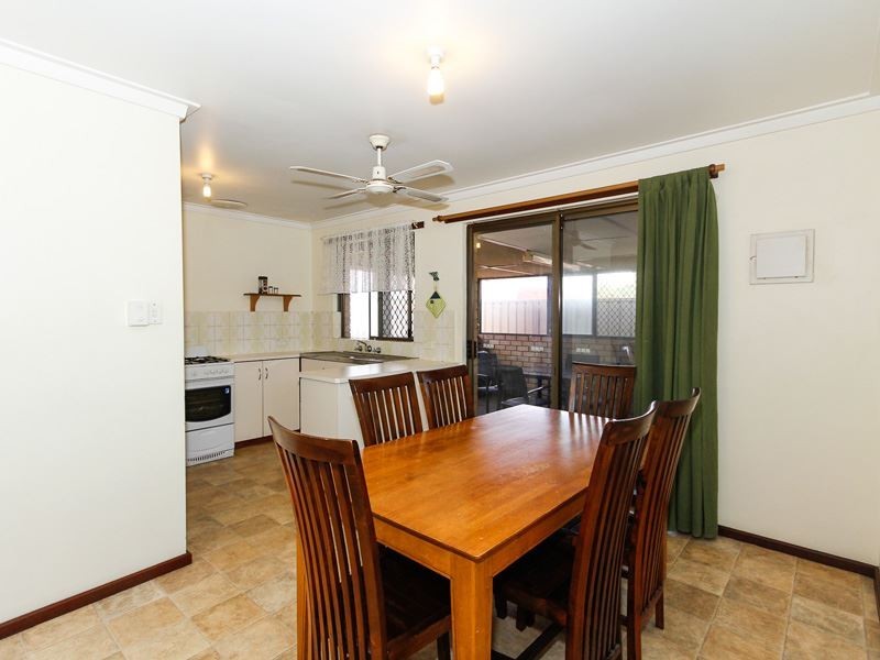 39 Erpingham Road, Hamilton Hill WA 6163