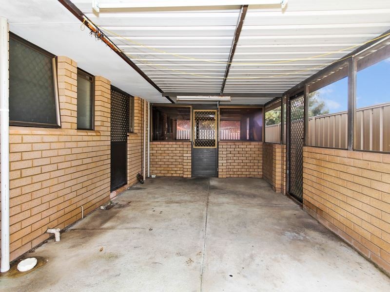 39 Erpingham Road, Hamilton Hill WA 6163