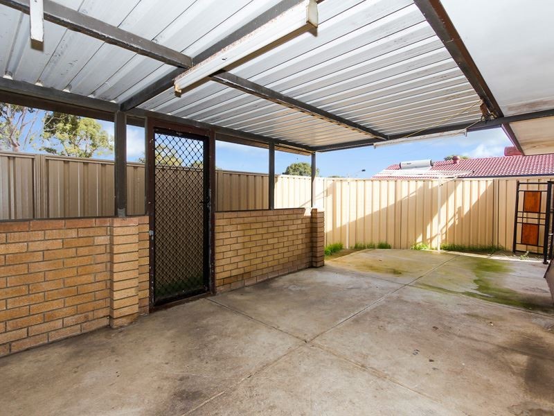 39 Erpingham Road, Hamilton Hill WA 6163