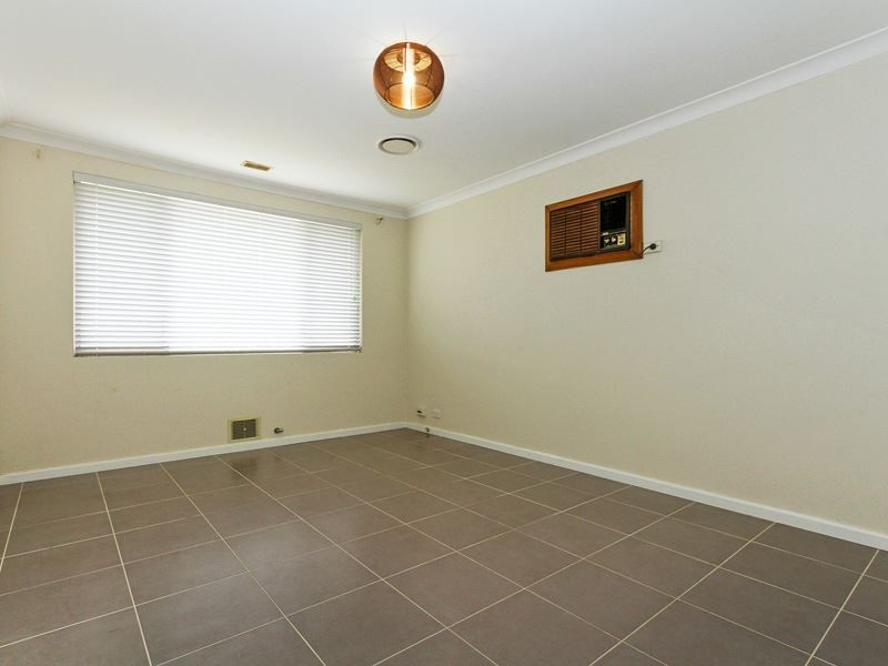 106 Phoenix Road, Hamilton Hill WA 6163