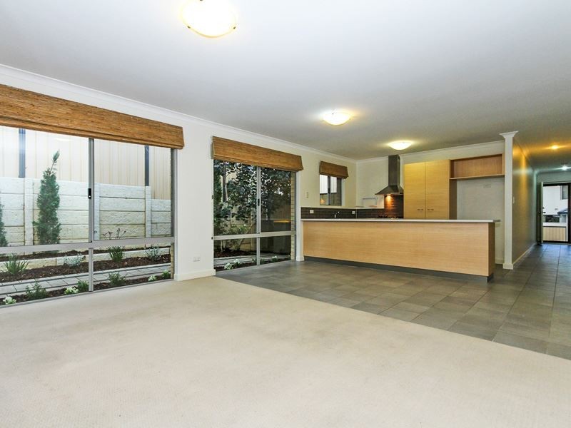 7/10 Rinaldo Place, Coolbellup WA 6163