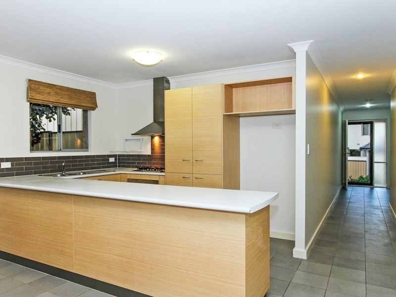 7/10 Rinaldo Place, Coolbellup WA 6163