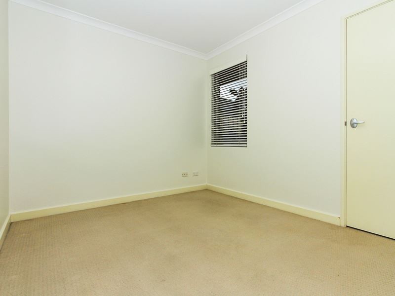 7/10 Rinaldo Place, Coolbellup WA 6163