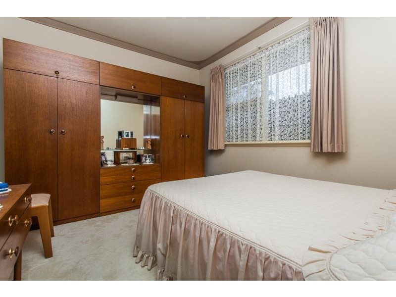 17 Scales Way, Spearwood WA 6163