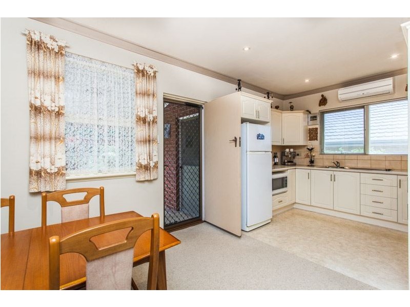 17 Scales Way, Spearwood WA 6163