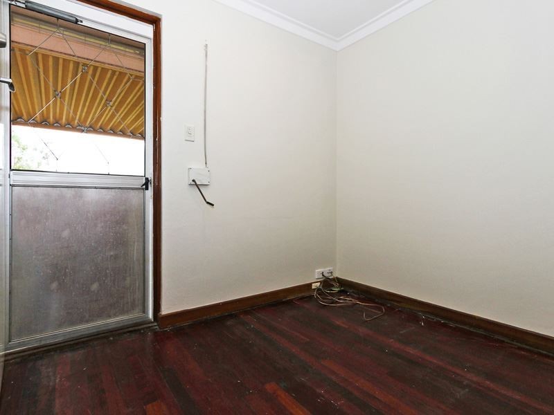 120 Clontarf Road, Hamilton Hill WA 6163