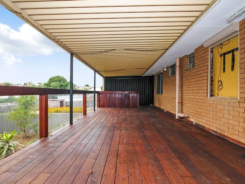 120 Clontarf Road, Hamilton Hill WA 6163