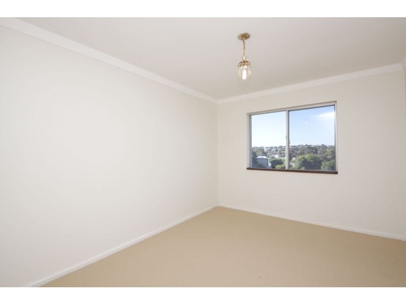 9/41 Davilak Avenue, Hamilton Hill WA 6163
