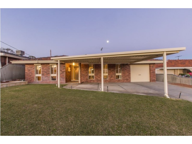 61 Leaside Way, Spearwood WA 6163