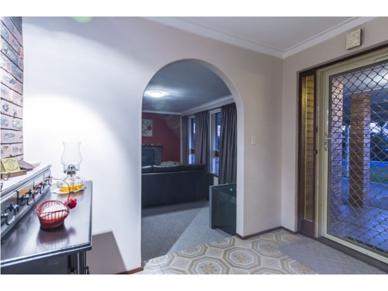 61 Leaside Way, Spearwood WA 6163