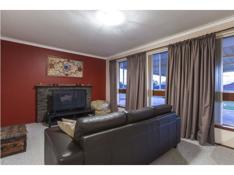 61 Leaside Way, Spearwood WA 6163