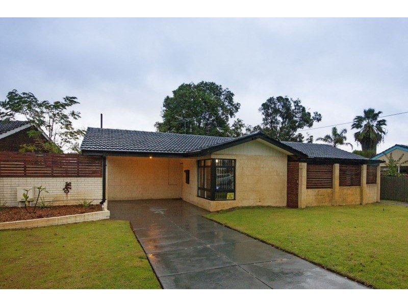 44 Waratah Drive, Camillo WA 6111