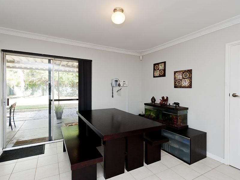 44 Waratah Drive, Camillo WA 6111