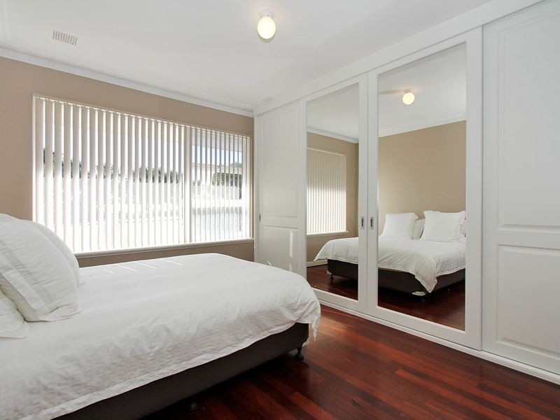 17 Fulton Street, Hamilton Hill WA 6163