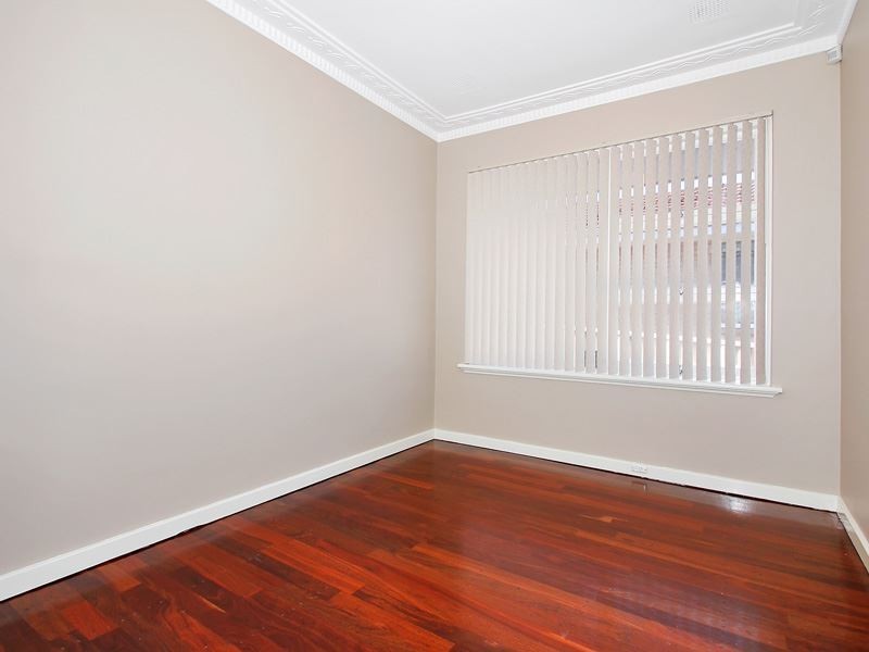 17 Fulton Street, Hamilton Hill WA 6163