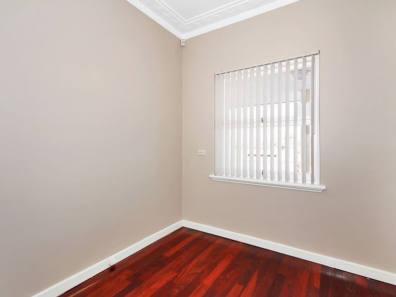 17 Fulton Street, Hamilton Hill WA 6163