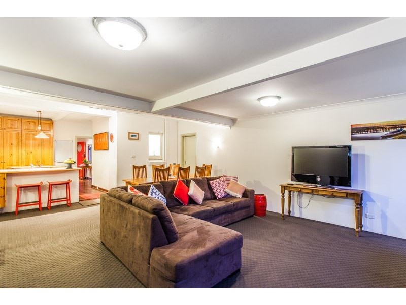 12 Smith Street, Beaconsfield WA 6162