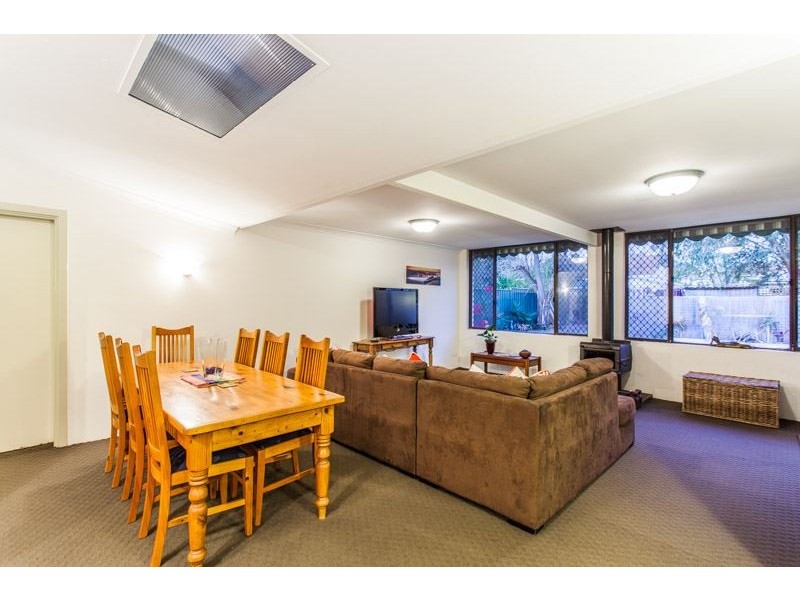 12 Smith Street, Beaconsfield WA 6162