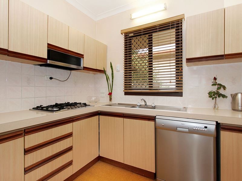 9 Camillo Street, Coolbellup WA 6163