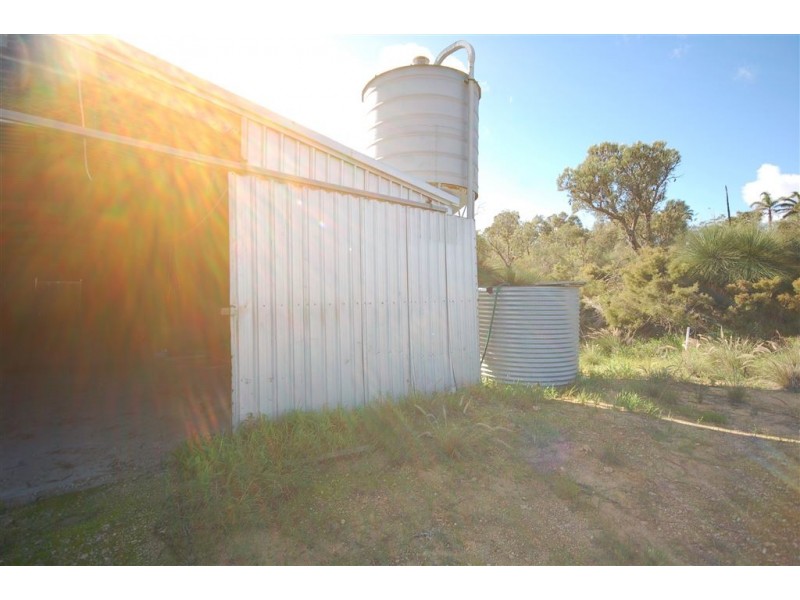 300 Henderson Road, Munster WA 6166