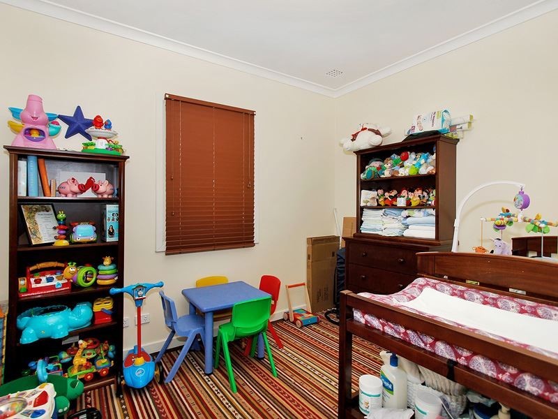 62 Malvolio Road, Coolbellup WA 6163