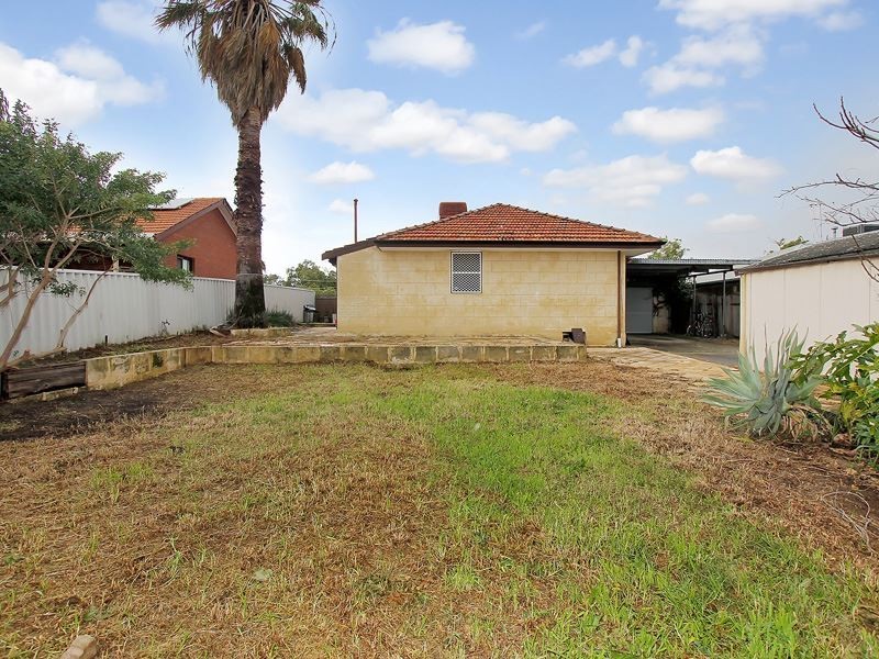 62 Malvolio Road, Coolbellup WA 6163