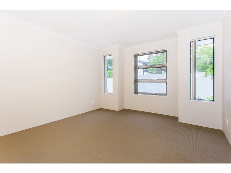 94B Winfield Street, Hamilton Hill WA 6163