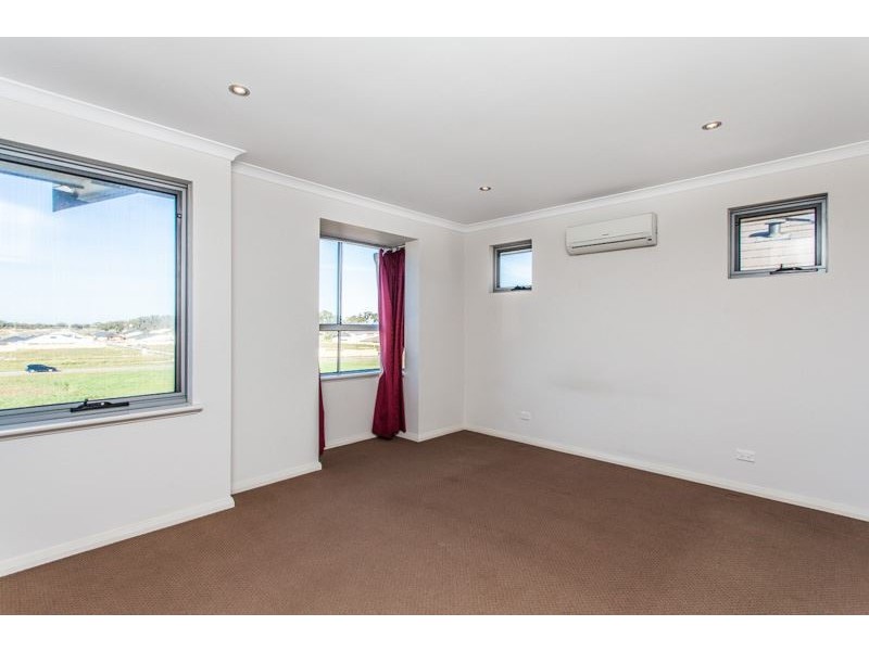17 Yardie Crescent, Yangebup WA 6164