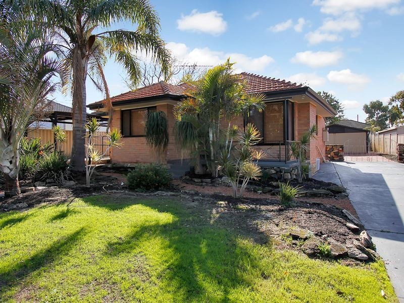 72 Sebastian Crescent, Coolbellup WA 6163