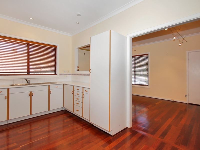 72 Sebastian Crescent, Coolbellup WA 6163