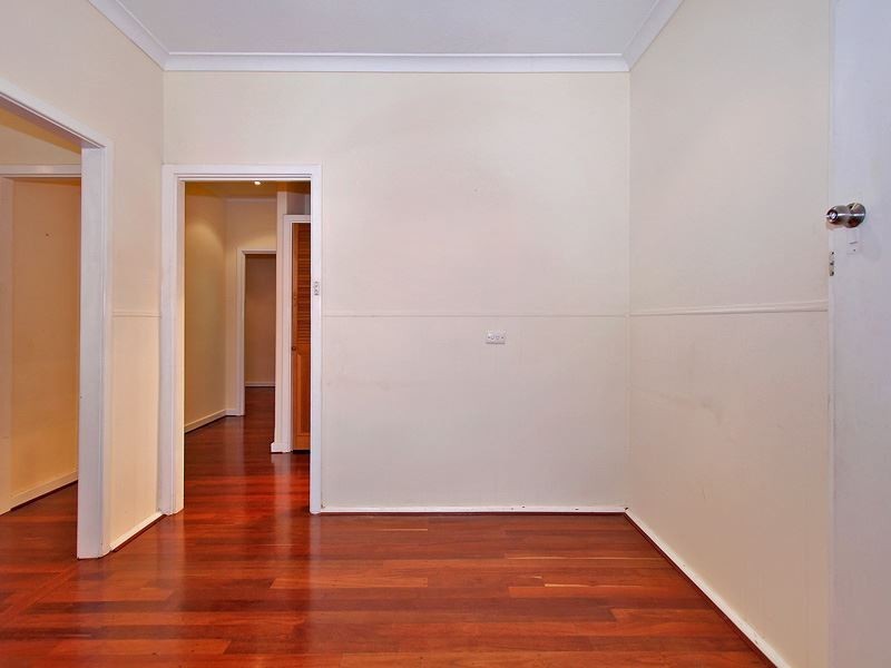 72 Sebastian Crescent, Coolbellup WA 6163