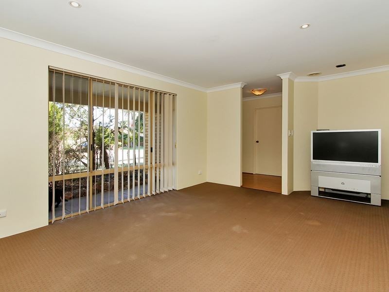10 Marigold Place, Yangebup WA 6164