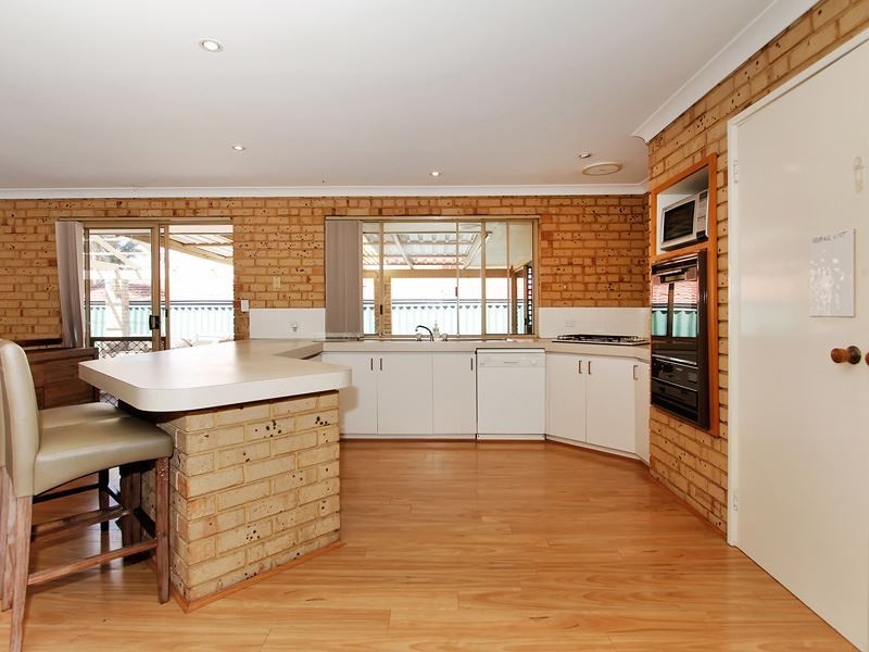 10 Marigold Place, Yangebup WA 6164