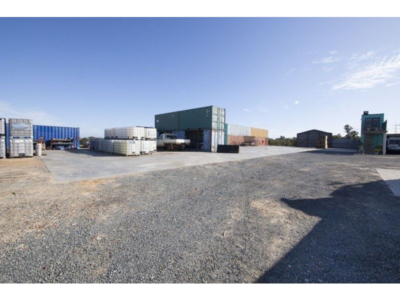 84 Phillips Road, Wattleup WA 6166