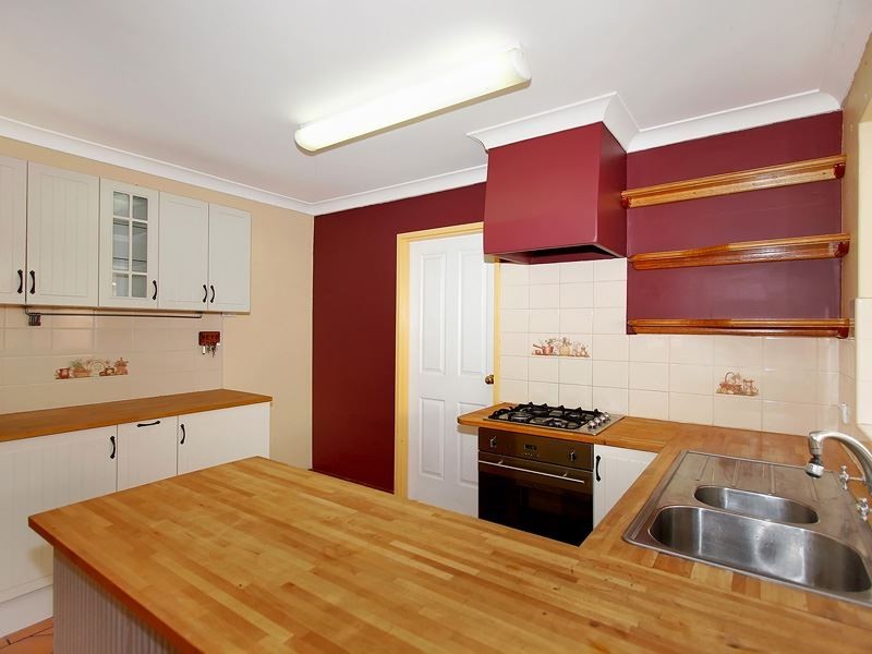 35 Quickly Cresent, Hamilton Hill WA 6163
