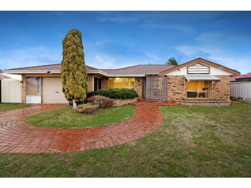 24 Glenway Loop, Cooloongup WA 6168