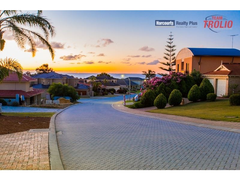 52 Castellon Crescent, Coogee WA 6166