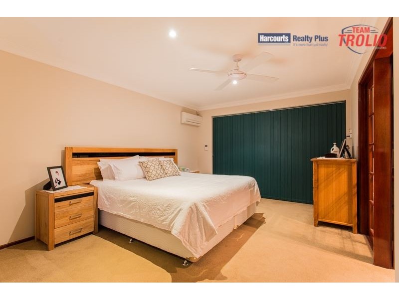 52 Castellon Crescent, Coogee WA 6166